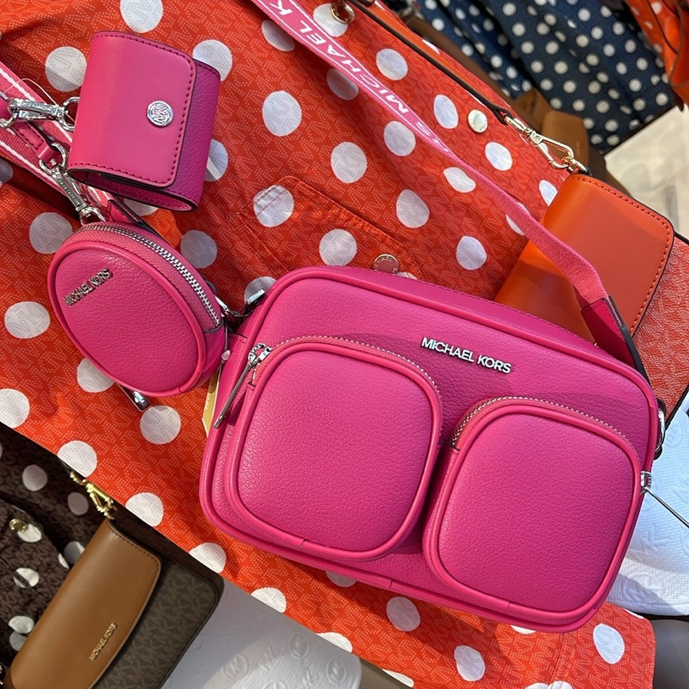 Michael Kors Jet Set Leather Medium Crossbody Bag with Case for Apple AirPods Pr - Picture 3 of 16